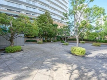 【神奈川県/横浜市西区みなとみらい】みなとみらいミッドスクエア　ザ・タワーレジデンス 敷地内