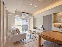 【神奈川県/横浜市西区平沼】モンテベルデ横浜 リビング・ダイニング：エアコン設置済/ダウンライト/壁面一部アクセントクロス