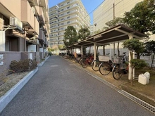 【神奈川県/横浜市西区平沼】モンテベルデ横浜 駐輪場