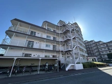 【神奈川県/鎌倉市台】鎌倉台ハイツ A棟 外観