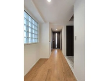 【神奈川県/三浦郡葉山町堀内】フォルム葉山 廊下