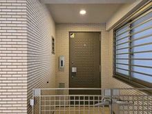 【神奈川県/三浦郡葉山町堀内】フォルム葉山 玄関