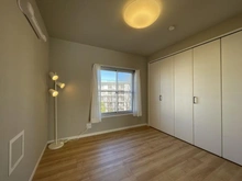 【神奈川県/横浜市神奈川区三ツ沢下町】ガーデン山住宅団地 9号棟 洋室