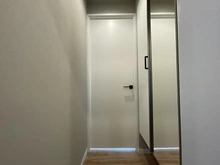 【神奈川県/横浜市神奈川区三ツ沢下町】ガーデン山住宅団地 9号棟 玄関