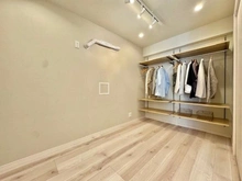 【神奈川県/横浜市神奈川区台町】横浜ウェイサイドマンション 洋室：約4.4帖