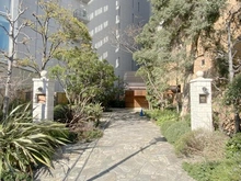 【神奈川県/横浜市神奈川区金港町】パークタワー横濱ポートサイド アプローチ