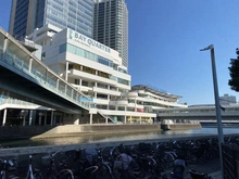 【神奈川県/横浜市神奈川区金港町】パークタワー横濱ポートサイド 横浜ベイクォーター（現地より約160m）