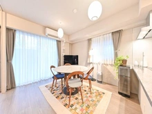 【神奈川県/横浜市西区岡野】プラウド横浜岡野一丁目 リビング・ダイニング