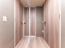 【神奈川県/横浜市神奈川区浦島町】ヴェレーナブリエ神奈川新町 廊下