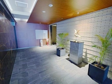 【神奈川県/横浜市神奈川区浦島町】ヴェレーナブリエ神奈川新町 エントランス