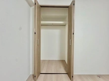 【神奈川県/横浜市南区六ツ川】日神パレステージ弘明寺 収納：約6帖