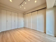 【神奈川県/横浜市神奈川区片倉】ナイスヒルズコート三ッ沢片倉 洋室：約6帖