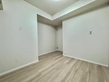 【神奈川県/横浜市神奈川区片倉】ナイスヒルズコート三ッ沢片倉 洋室：約4.9帖