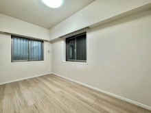 【神奈川県/横浜市神奈川区片倉】ナイスヒルズコート三ッ沢片倉 洋室：約5帖