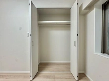 【神奈川県/横浜市神奈川区片倉】ナイスヒルズコート三ッ沢片倉 洋室：約5帖