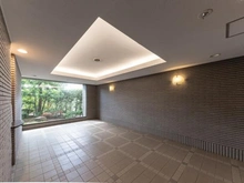 【神奈川県/横浜市神奈川区片倉】グレーシア横濱片倉 敷地内