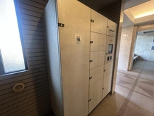 【神奈川県/横浜市神奈川区羽沢南】クリオ上星川弐番館 宅配BOX