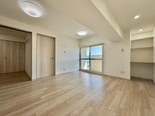 【神奈川県/横浜市磯子区森】第一磯子ハイツ リビング・ダイニング