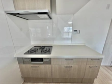 【神奈川県/横浜市磯子区森】第一磯子ハイツ キッチン：三口コンロ