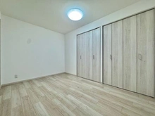 【神奈川県/横浜市磯子区森】第一磯子ハイツ 洋室：約６帖