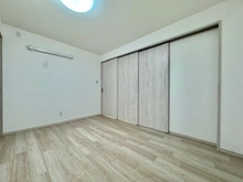 【神奈川県/横浜市磯子区森】第一磯子ハイツ 洋室：約６帖