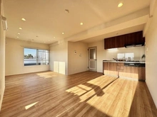 【神奈川県/横浜市神奈川区子安台】子安台スカイマンション リビング・ダイニング：※家具・調度品は販売価格に含まれておりません