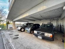 【神奈川県/横浜市神奈川区子安台】子安台スカイマンション 駐車場