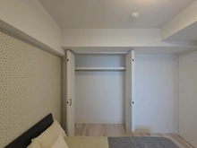 【神奈川県/横浜市中区山下町】ライオンズステージ山下公園 洋室：クローゼット有り/一部アクセントクロス使用