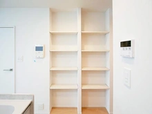 【神奈川県/横浜市南区蒔田町】サングレイス横浜蒔田 収納