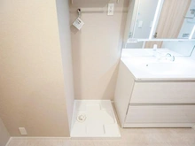 【神奈川県/横浜市南区蒔田町】サングレイス横浜蒔田 洗濯機置場