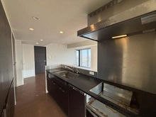 【神奈川県/川崎市幸区中幸町】クレッセント川崎タワー キッチン