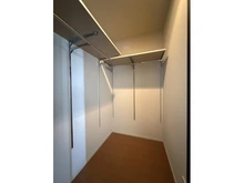 【神奈川県/川崎市幸区中幸町】クレッセント川崎タワー 収納：6.1帖洋室ウォークインクローゼット