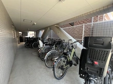 【神奈川県/横浜市西区浅間町】カインドステージ横浜西 駐輪場