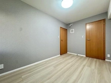 【神奈川県/横浜市神奈川区大口通】マイキャッスル大口駅前 洋室：約6帖