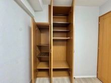 【神奈川県/横浜市神奈川区大口通】マイキャッスル大口駅前 収納：約4.8帖