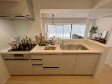 【神奈川県/横浜市南区平楽】横浜ダイカンプラザスポーツメント キッチン：大規模修繕中
※家具・調度品等は販売価格に含まれておりません