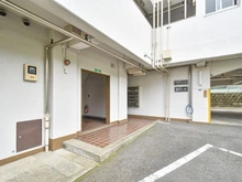【神奈川県/横浜市金沢区富岡東】真和コーポ 敷地内