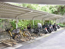 【神奈川県/横浜市金沢区富岡東】真和コーポ 駐輪場：バイク置き場