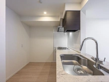 【神奈川県/横浜市中区山下町】グランドメゾン山下公園 キッチン