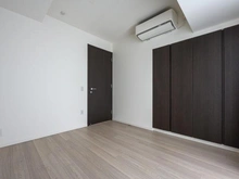 【神奈川県/横浜市中区山下町】グランドメゾン山下公園 サービスルーム（納戸）：約6.0帖サービスルーム