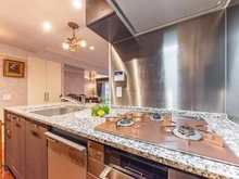 【神奈川県/横浜市中区西竹之丸】プラウド横濱山手 キッチン