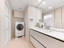 【神奈川県/川崎市宮前区宮前平】プラウドシティ宮崎台 ウエストコート 洗面所