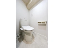 【神奈川県/横浜市中区吉浜町】エトアール吉浜 トイレ