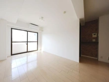 【神奈川県/横浜市中区吉浜町】エトアール吉浜 リビング・ダイニング