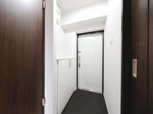 【神奈川県/横浜市中区吉浜町】エトアール吉浜 玄関