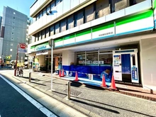 【神奈川県/横浜市中区吉浜町】エトアール吉浜 ファミリーマート和田屋松影町店（現地より約82m）