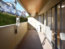 【神奈川県/横浜市港南区大久保】クレッセント上大岡ヴューズテラス バルコニー