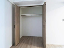 【神奈川県/横浜市南区高根町】ルシオン大通り公園 洋室