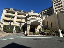 【神奈川県/横浜市南区永田台】レイディアント横濱ユーロヒルズ エントランス