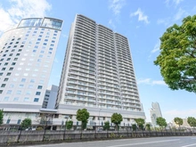 【神奈川県/横浜市西区みなとみらい】ブルーハーバータワーみなとみらい 外観